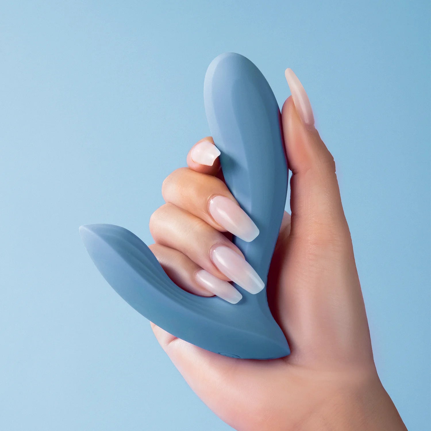 Svakom | Erica, Tragbarer Vibrator (Blue) Le Pop Lingerie Svakom | Erica, Tragbarer Vibrator (Blue) Le Pop Lingerie